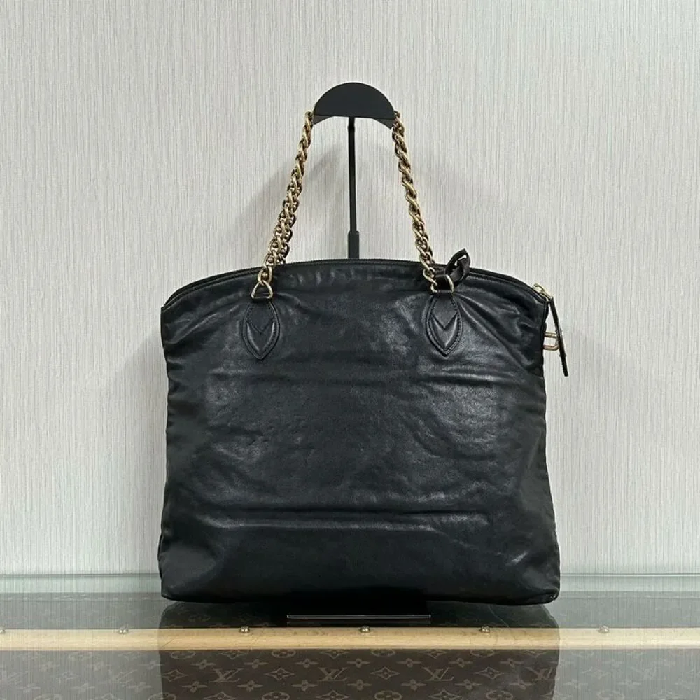Louis Vuitton Women Pre-Loved Bag Very Good Condition